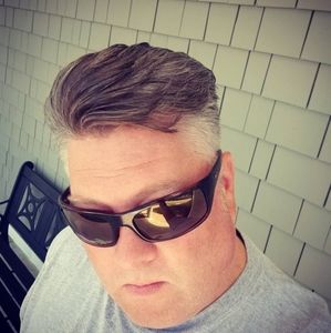 Meet your Posher, Stephen